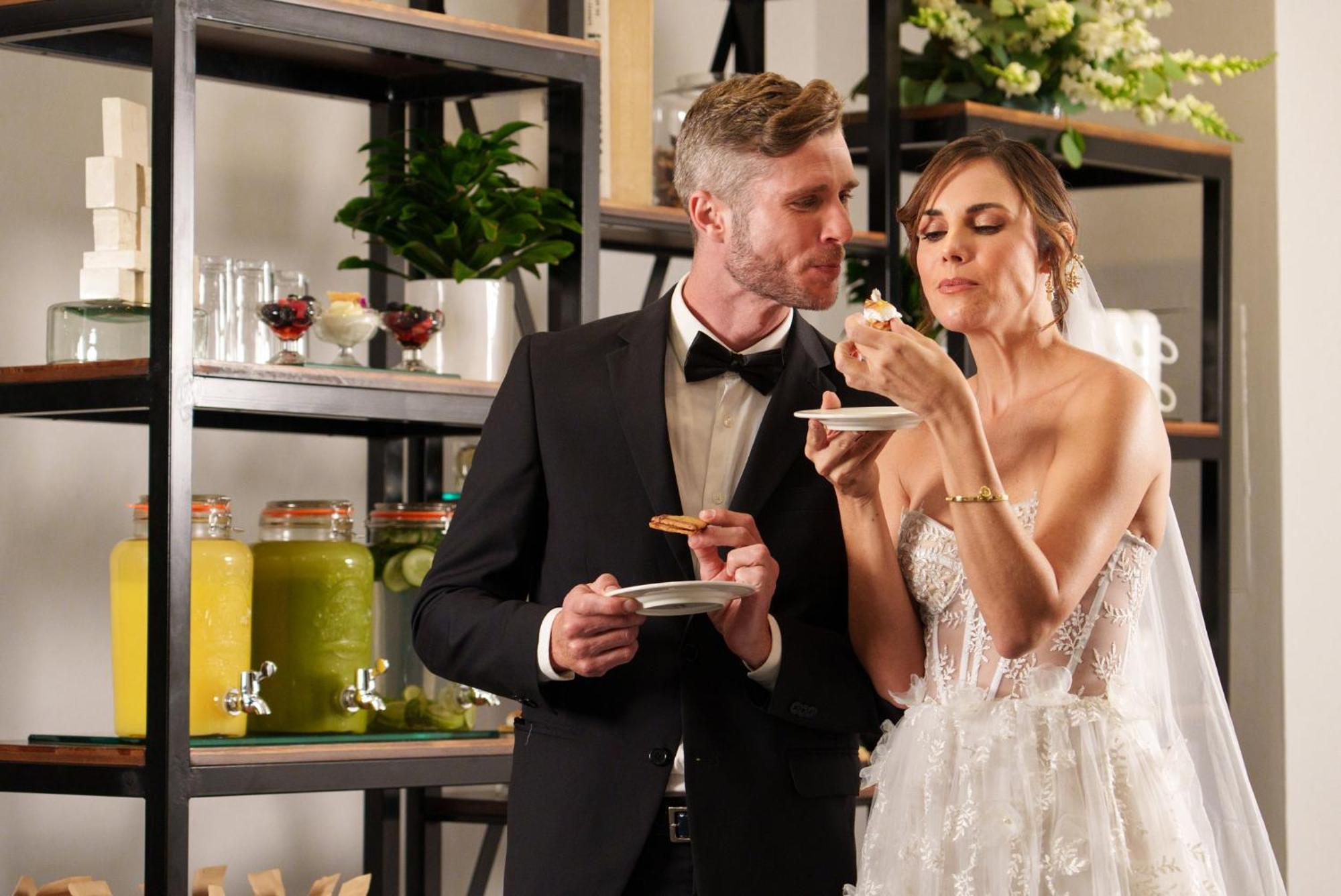 Presidente Intercontinental Mexico City By Ihg Eksteriør bilde Wedding couple