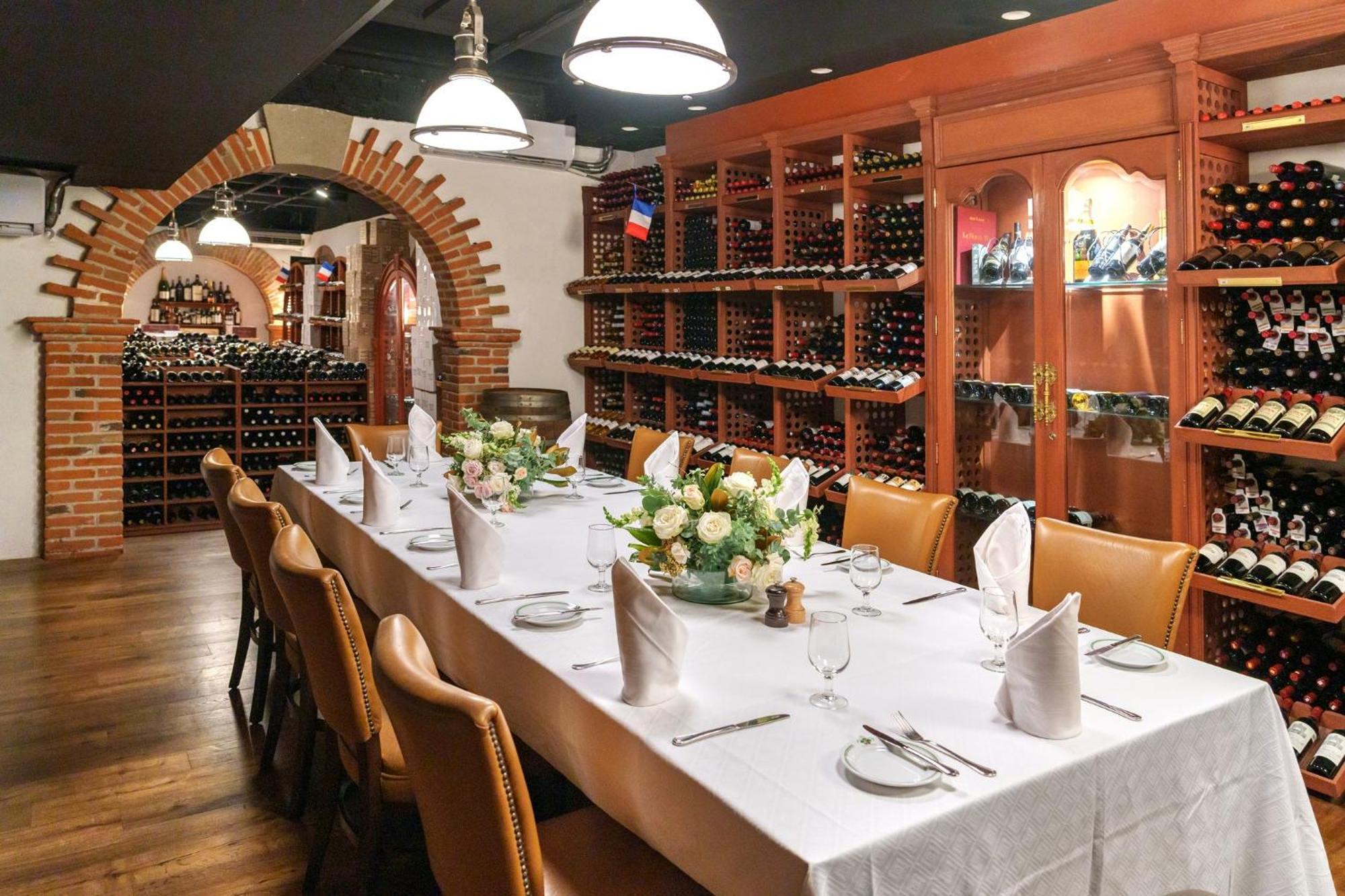 Presidente Intercontinental Mexico City By Ihg Eksteriør bilde Wine Room